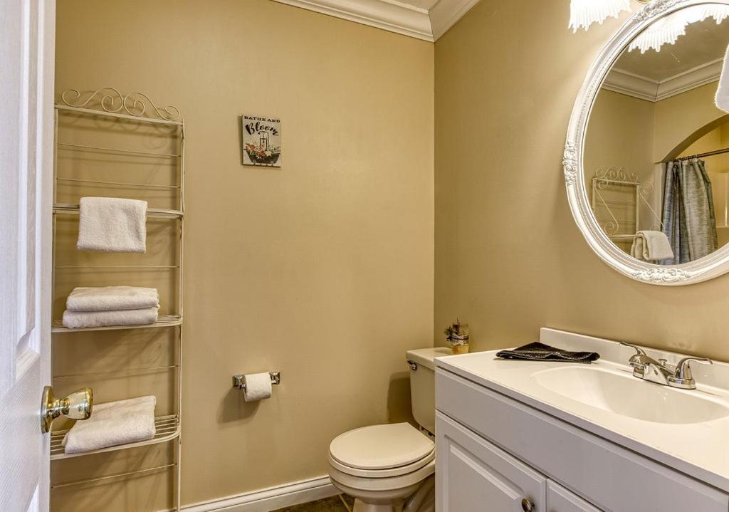 Ober Hideaway, Hot Tub, Wifi, 1089 Free Tickets Each Paid Day, Dollywood And More Гетлинбург Екстериор снимка