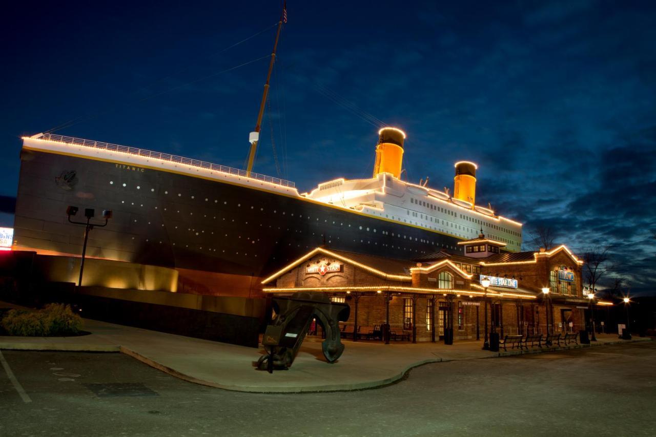 Ober Hideaway, Hot Tub, Wifi, 1089 Free Tickets Each Paid Day, Dollywood And More Гетлинбург Екстериор снимка